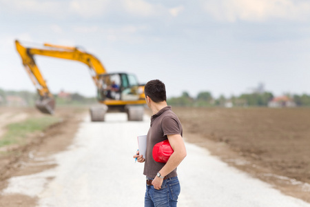 现场道路在道路施工现场工程师照片
