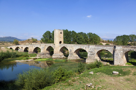 中世纪河桥