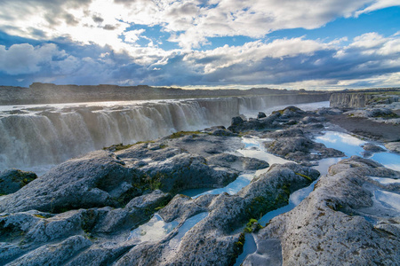 美丽的 Selfoss 瀑布和峡谷在 Jokulsargljufur 国家公园在北部冰岛