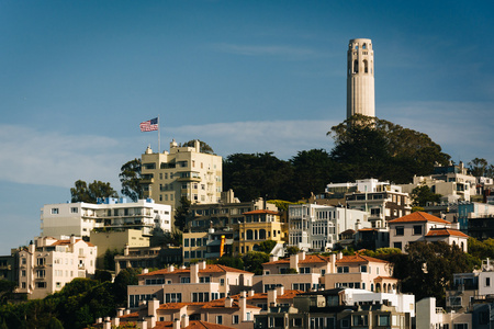 科伊特塔和电报山，在 San Francisco，Califor 视图