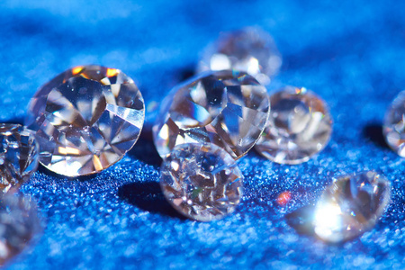 在蓝色钻石照片