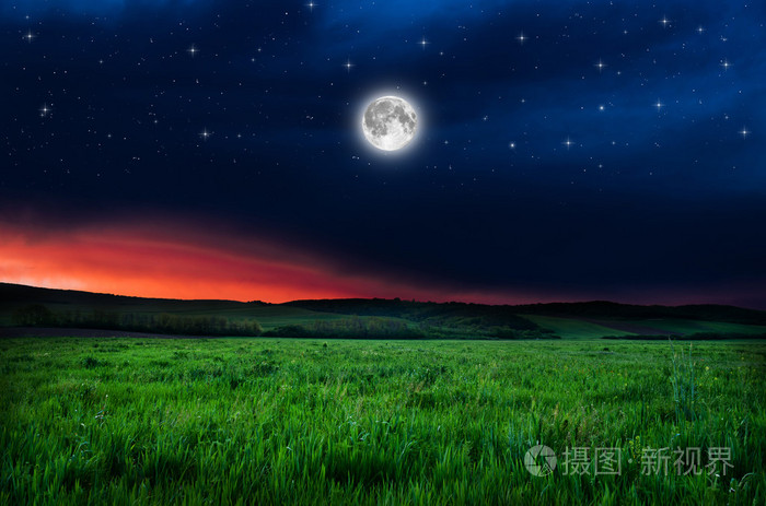 夜晚的天空满月背景照片-正版商用图片0b0ynq-摄图新视界