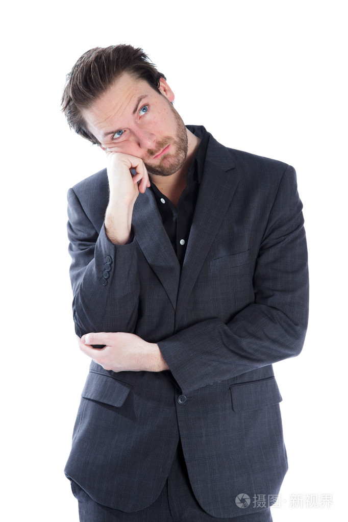 有吸引力的白种男人摆了工作室