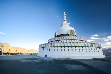 拉达克 印度 leh，香提佛塔