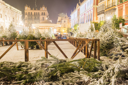 塞维利亚的圣诞集市场景图片