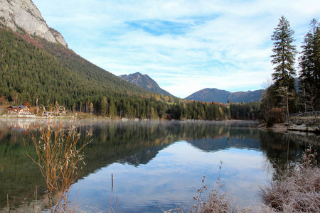 巴伐利亚的 Hintersee 位于贝希特斯加登国家公园的心脏地带。