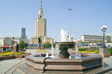 在共青团区域在城市莫斯科喷泉图片