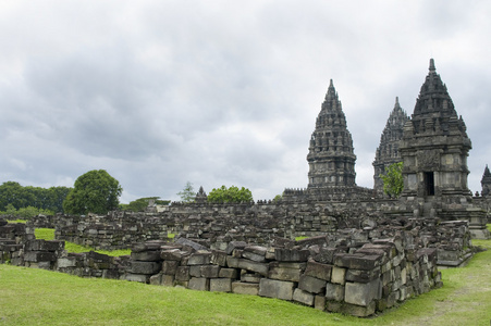 普兰巴南寺庙。印度尼西亚日惹