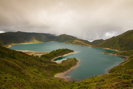 卡尔德拉 Lago di 岛湖在亚速尔群岛