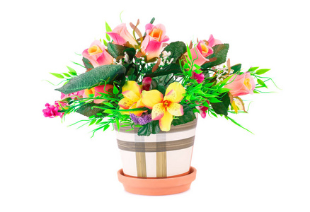 彩色织物鲜花插在花瓶里孤立在白色背景上