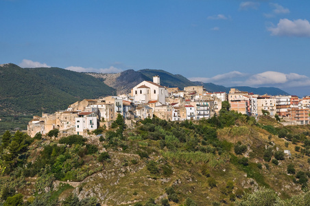 卡那罗 varano 的全景视图。普利亚大区。意大利