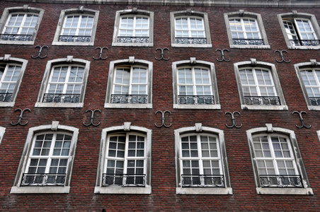 现代建筑的出入口和窗图片