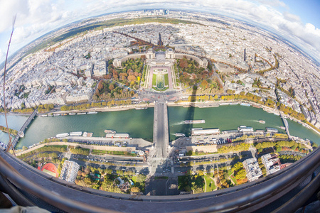 全景视图自游巴黎铁塔图片