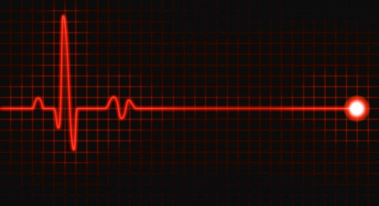 死亡屏幕在黑色屏幕上的红色脉冲图照片