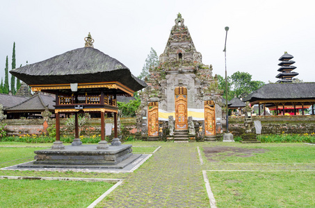 乌伦努寺，巴厘岛，印度尼西亚