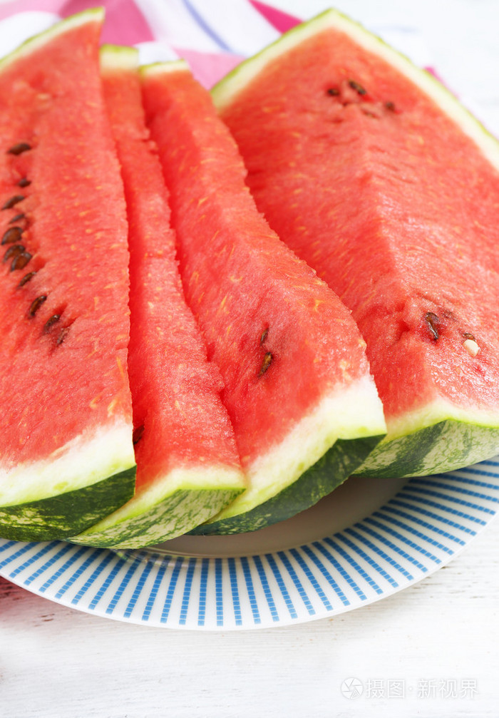 新鲜片西瓜在表户外关闭