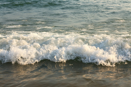 海上冲浪。地中海。土耳其