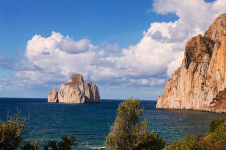 风景如画的海滩 Masua, 撒丁岛, 意大利