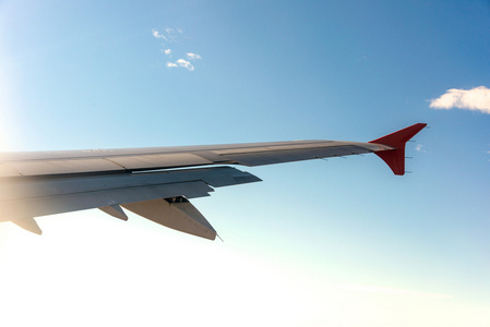 梁引擎飞机机翼照片