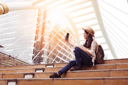 麦克古尔克海滩码头在日落与彩色云在天空脚趾海滩玩德尔雷加利福尼亚