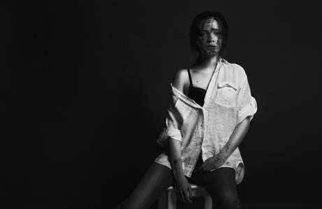 女人情感图片-女人情感素材-女人情感插画-摄图新视界