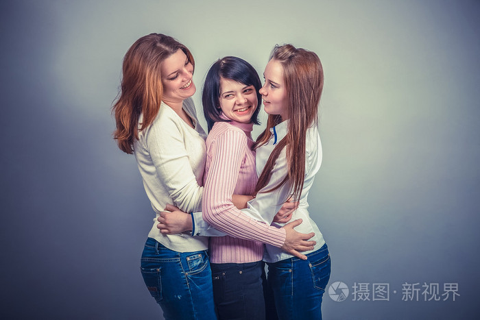 女生三个人的友谊图片图片