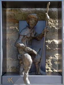 德国 Leutershausen 圣西格教堂前高迪晖的朝圣者雕像圣地亚哥德孔波斯特拉