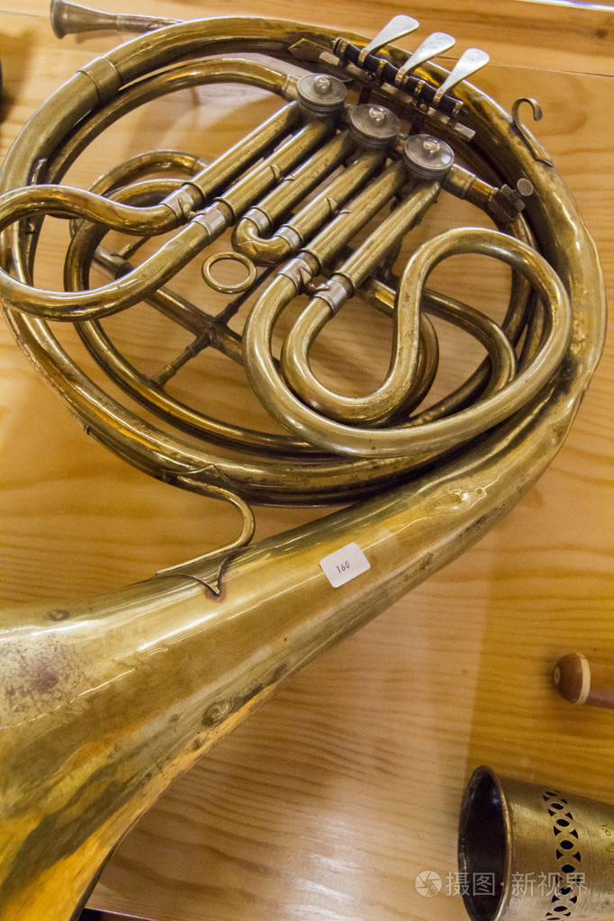 法国黄铜喇叭乐队乐器