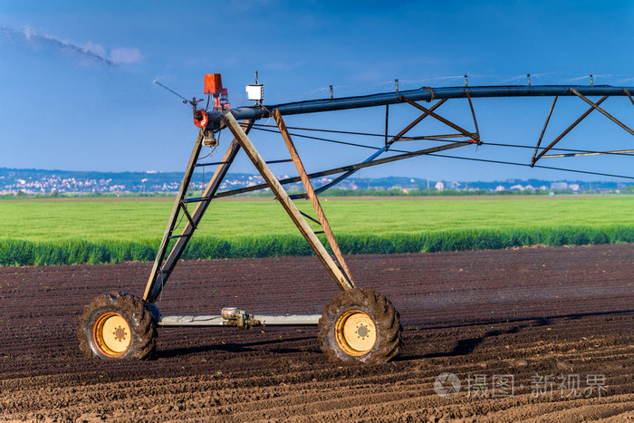 自动化农业灌溉喷头系统的操作