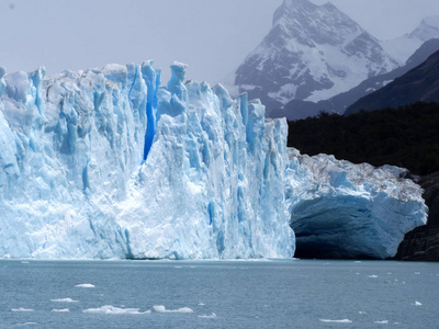 佩里托莫雷诺冰川, 洛杉矶 Glaciares 国家公园在阿根廷