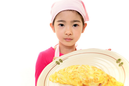 微笑女孩与食物