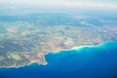 托斯卡纳海岸线鸟瞰图