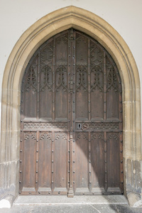 中世纪的门