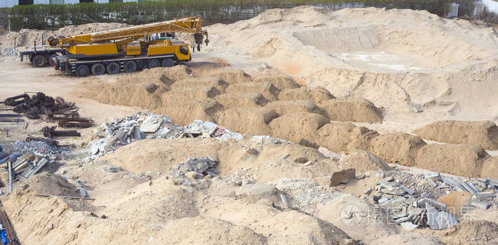 建筑工地地基上的沙子或泥土