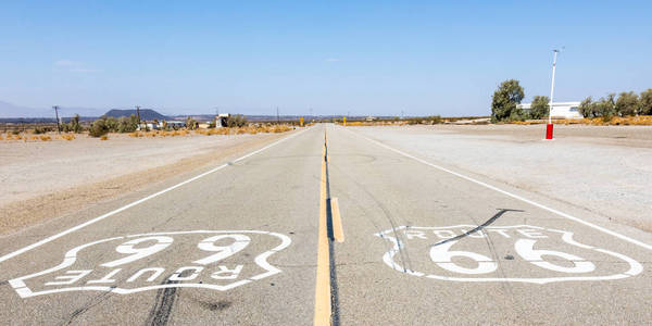 柏油路, 66号公路在加州沙漠