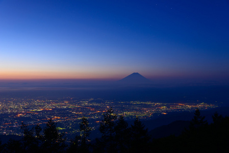 富士山夜景图片 富士山夜景素材 富士山夜景插画 摄图新视界 富士山夜景图片 富士山夜景素材 富士山夜景插画 摄图新视界