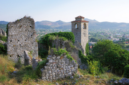 Stari 酒吧，黑山的废墟