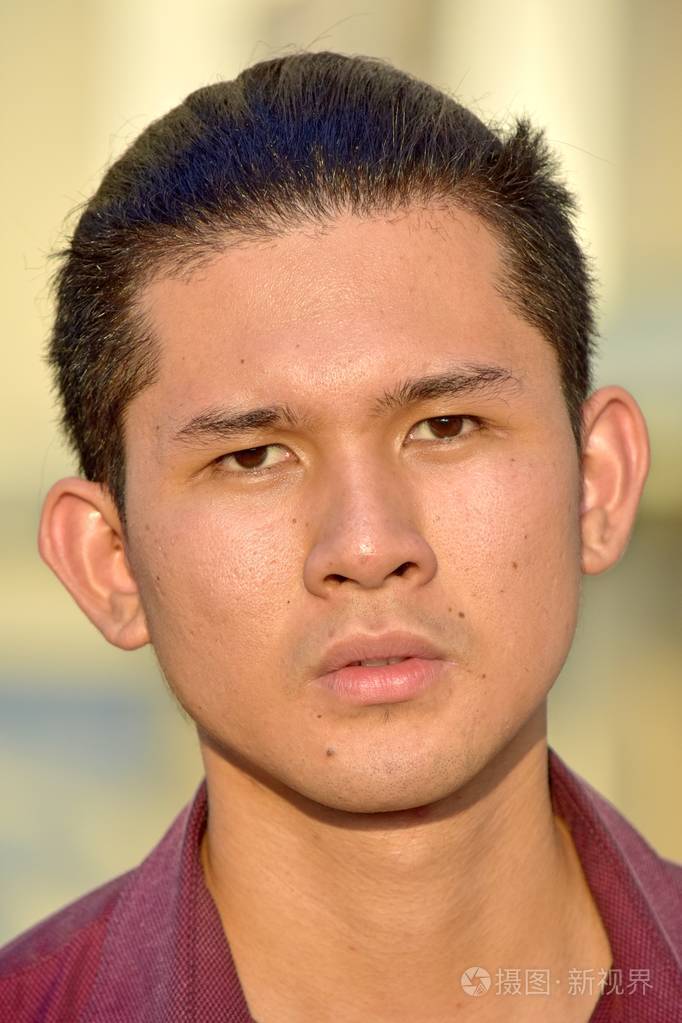 一个严重的菲律宾人