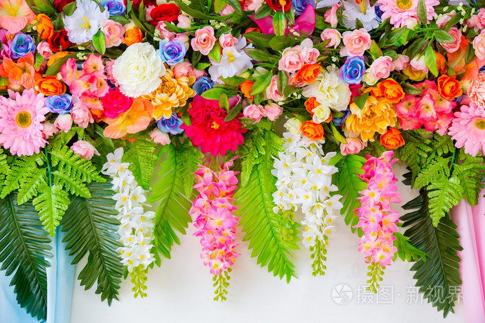 五颜六色的塑料花背景