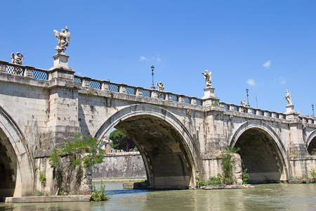 在罗马的古代桥梁