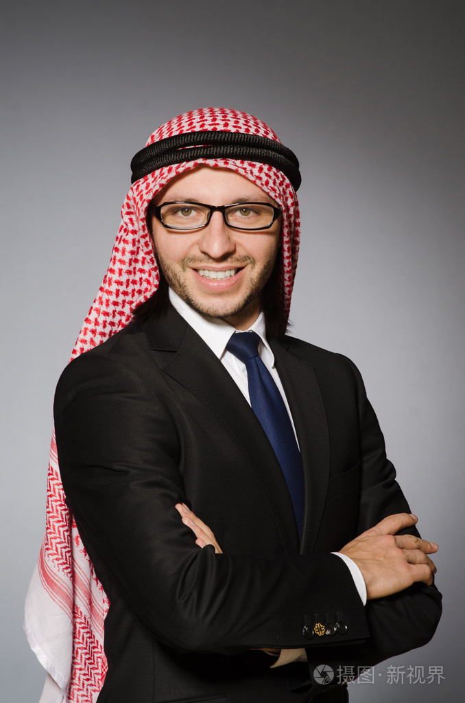 阿拉伯男子在多样性概念照片-正版商用图片0bhr4f-摄图新视界