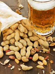 果壳小吃啤酒和小吃ナック照片