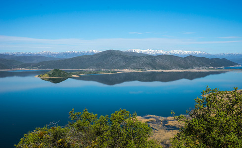 山和普雷斯帕湖