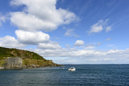 在 Porthallow 湾，康沃尔海岸