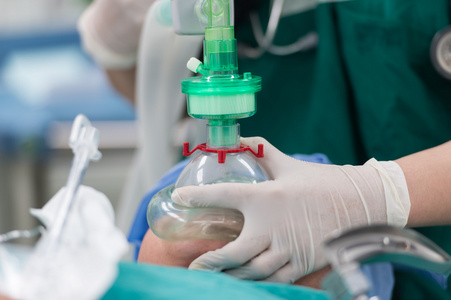 全身麻醉的预氧化照片