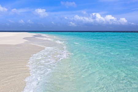 海洋和沙滩图片