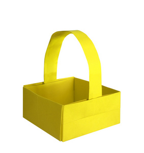 黄色的折纸篮子