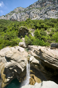 峡谷 Pellumbas阿尔巴尼亚