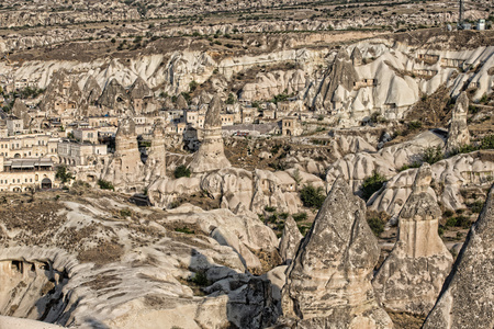 岩石在 Capadocia