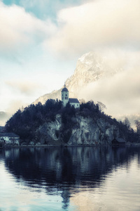Johannesberg 礼拜堂和 Traunsee 湖, 特劳基尔伦, 萨尔茨卡默古特, 上奥地利, 奥地利, 欧洲